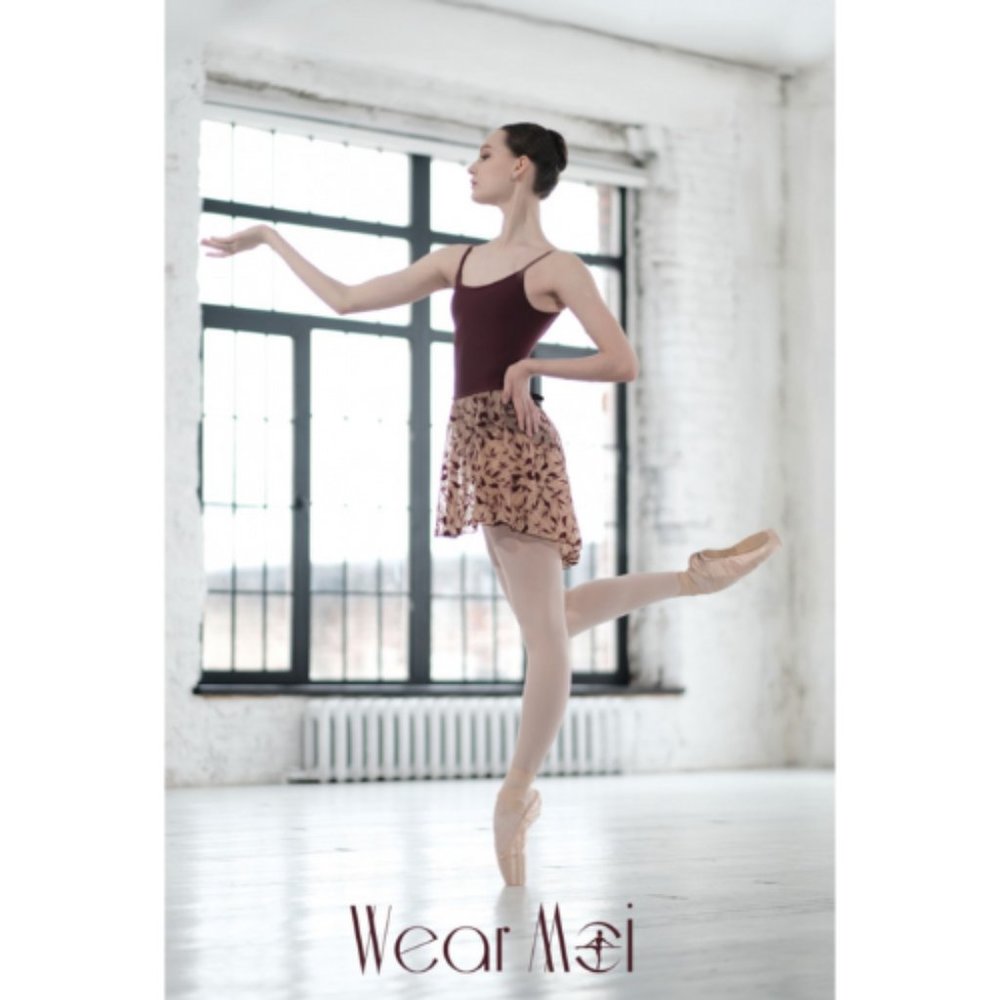 NWT Wear Moi DRYADES skirt Burgundy size M/L